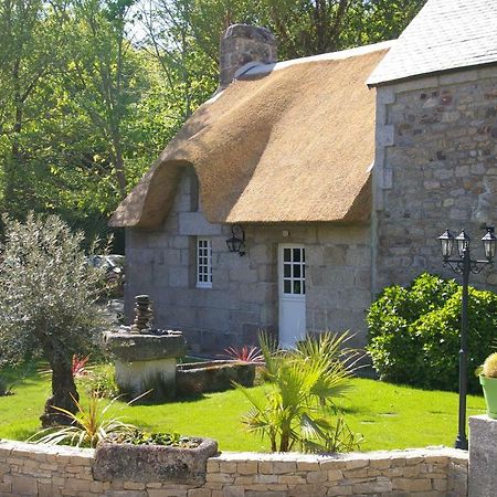 Domaine Les Grandes Roches Bed & Breakfast Tregunc Exterior photo