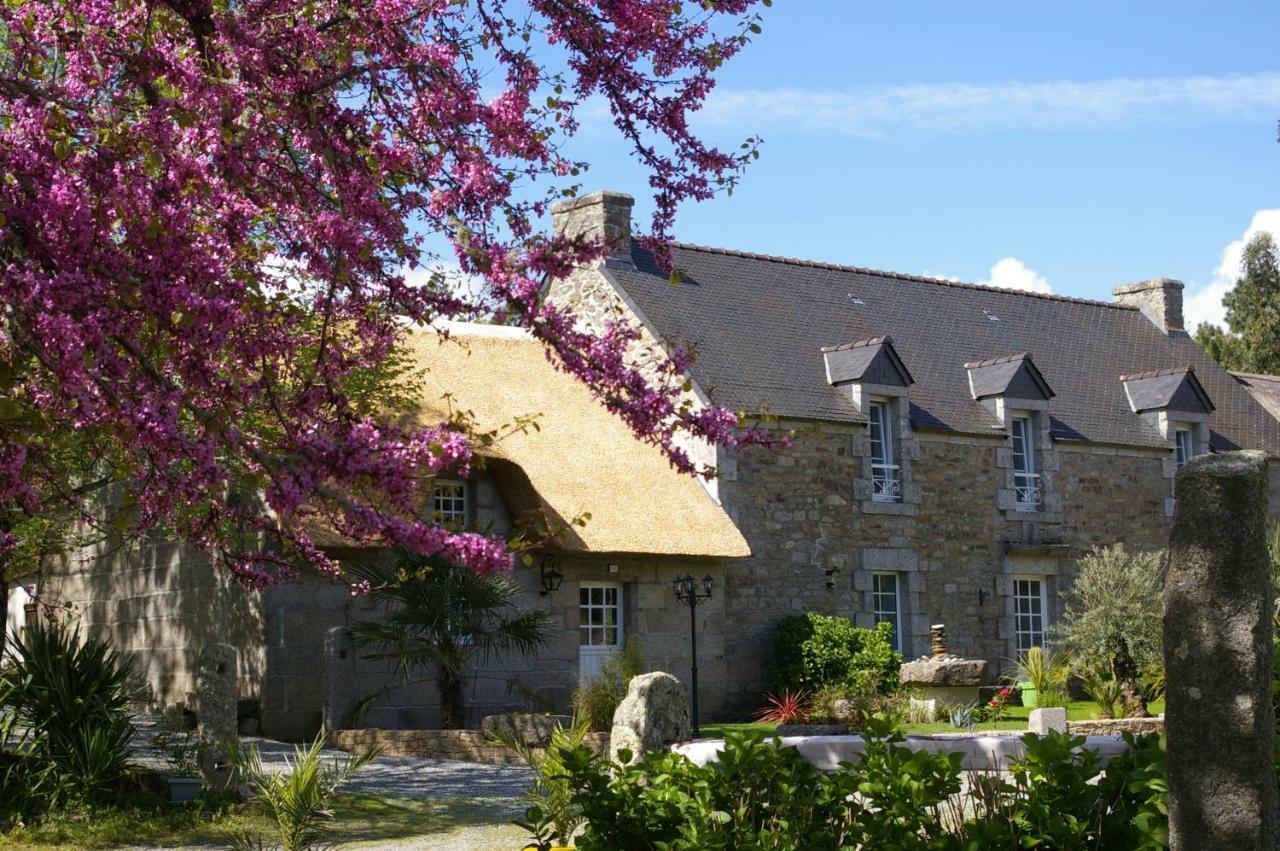 Domaine Les Grandes Roches Bed & Breakfast Tregunc Exterior photo