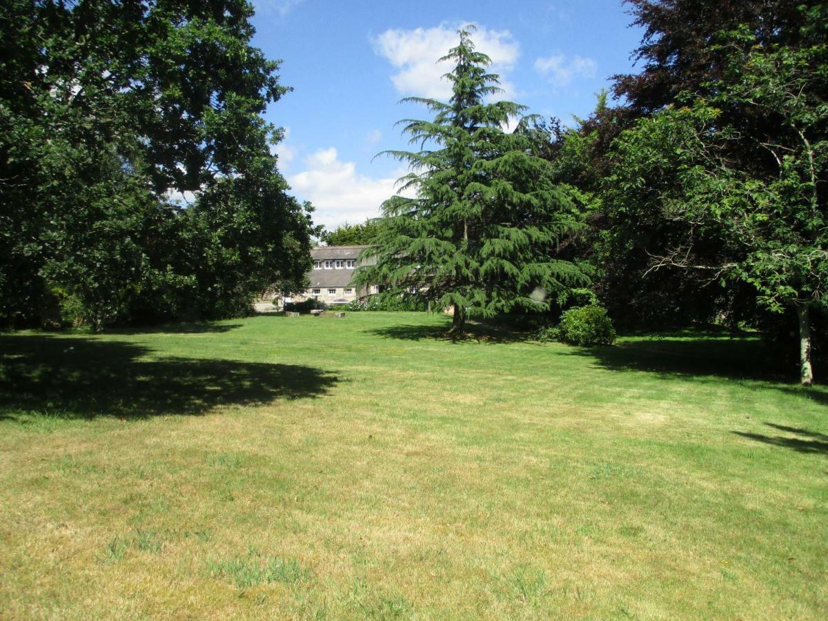 Domaine Les Grandes Roches Bed & Breakfast Tregunc Exterior photo