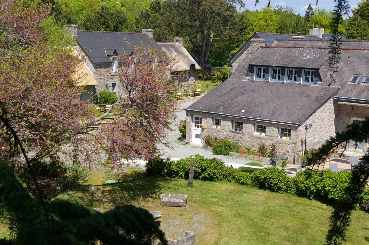 Domaine Les Grandes Roches Bed & Breakfast Tregunc Exterior photo